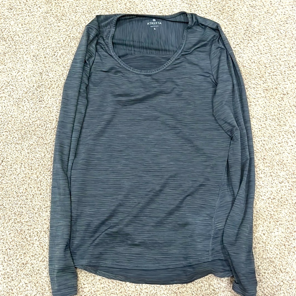 Grey Athleta Long Sleeved Shirt